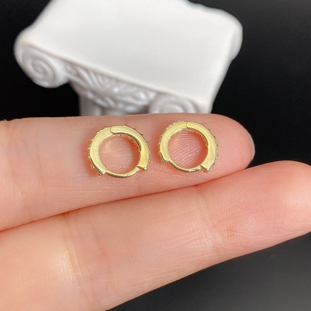 Solid silver hoop huggie earrings-Gold 10mm SH002